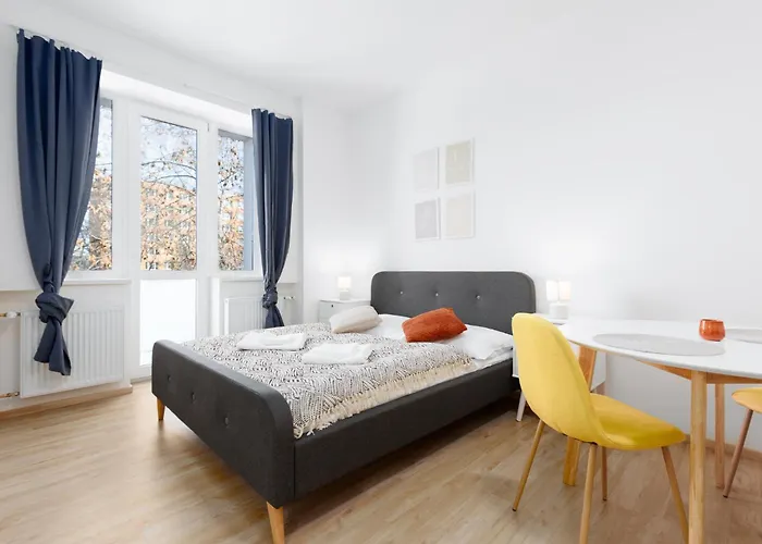 Appartement Quiet With Kitchen Near The Metro